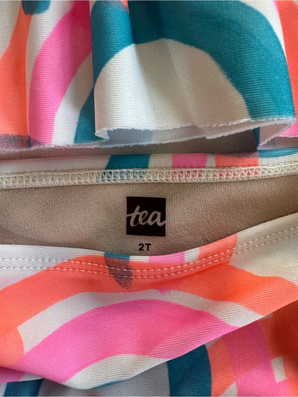 Tea Collection 2T Girls Long-Sleeve Rash Guard Set - Picture 3 of 4